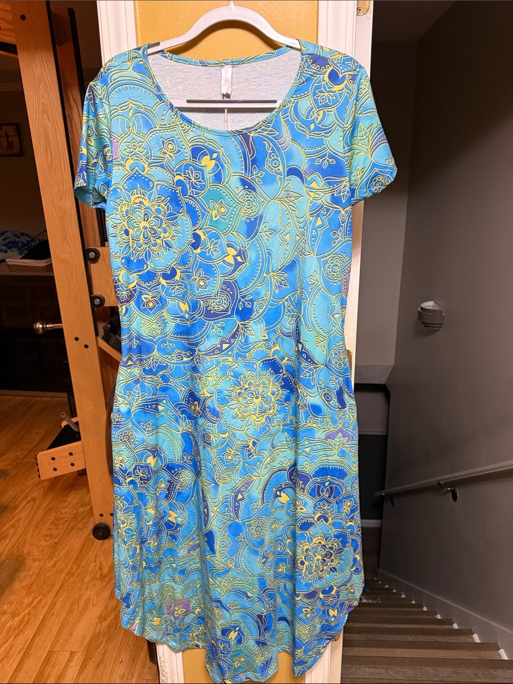NWT NoraCora Blue Paisley Floral Midi Dress L Pockets Short Sleeve